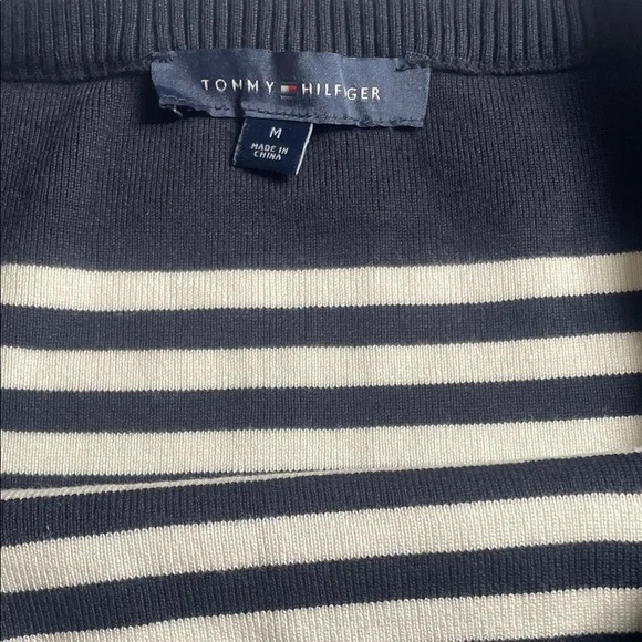 Tommy Hilfiger Navy & White Striped Knit Top - Classic Style - Medium - Picture 4 of 11